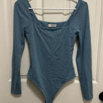 Aritzia Babaton Contour Square Neck Bodysuit Size Medium Photo 0