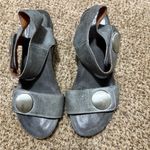 Taos Womens’ Carousel 2 Gray Size 5.5 Photo 1