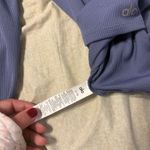 Alo Yoga  Top Long Sleeve Photo 1