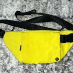 Lululemon  Multi-Pocket Waist Bag Photo 4