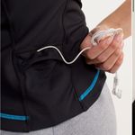 Lululemon Cardio Kick Tank in Beach Blanket Blue / Aquamarine / Black Size 8 Photo 9