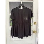 Torrid  Womens V-Neck Peplum Pullover Top Black Sz 2 Polyester New Cap Sleeve GA Photo 6