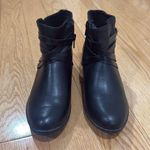 SO Short Boots Photo 1