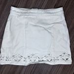 PacSun White Denim Mini Skirt With Flower Cutout Detail - 25 Photo 5