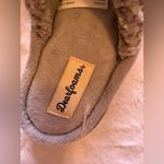 Dearfoams  Womens Chenille Tab Scuff Memory Foam Slippers Size Small Indoor Gray Photo 1