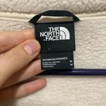 The North Face Cream Half Zip Marsupial Pouch Fleece Jacket Size Medium Photo 2