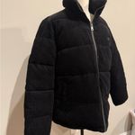 Levi’s | Classic Black Puffer Corduroy jacket medium Photo 5
