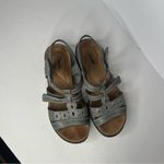 Clarks Clark’s leather Gray Comfort Sandals shoes 7 Cushioned Footbed Photo 2