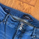 Torrid  Skinny Jegging Jeans Women’s 22 Medium Wash Regular Distressed Stretch Photo 2