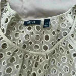 Carlisle  tan eye lit long sleeve top size 10 neutral color Photo 2