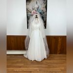 Darling Vintage 1960s/70s Wedding Gown & Cathedral Length Veil! White Size 12 Photo 2