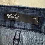 Vera Wang Size 6 Denim Shorts Photo 2