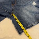 Old Navy  Boyfriend Distressed Denim Jean Shorts Women’s Size 14 Blue 6” inseam Photo 7