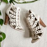 Elie Tahari Artisan Gladiator Open Toe Heels in Eggshell White size 37 Photo 0