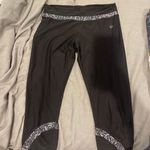 vogo athletica Capri Leggings Photo 0