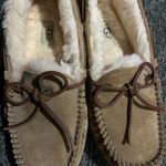 UGG  Women's Dakota Tan‎  Suede Slippers Moccasin Shoes Size 6 Photo 2