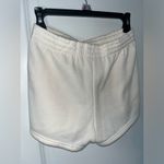 Streetwear Society NWT Creme Beige Fleece Lined Stretchy Shorts Sz Small Petite Photo 1