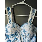 Stylish Floral One Photo 3