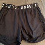 Under Armour  Shorts Photo 0