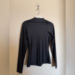 Lululemon  waterside UVP long-sleeve rash guard top sz medium black swim surf Photo 6
