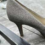 Bandolino EUC, worn for homecoming only, 3 1/2 “ heel Photo 4