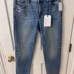 Eunina  Jeans Photo 0