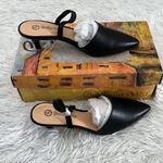 Bella Vita  Women's Sarah II Slingback pump Shoe in Black Snake size 7.5M Photo 3