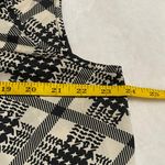 Dress Barn Top Plus Size 14/16 Top Black And White  Sleeveless Tank Photo 4