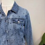 Torrid  Medium Wash Heart Denim Trucker Jacket - Size 18 (2) Photo 4
