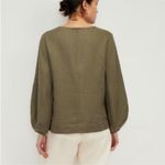 Everlane  • 100% Linen Olive Green Long Sleeve Blouse Photo 3