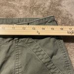 Old Navy  Pants Womens 8 Cargo Olive Green Raw Hem Mid Rise Ankle Utility Photo 4