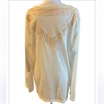 POL NWOT  Cream Floral Embroidered Top w/front+back embroidery. Size Large Photo 3