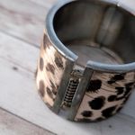 Vintage Chunky Hinged Bracelet Animal Print Photo 11
