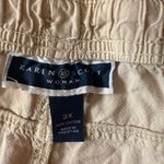 Karen Scott  White Athletic Shorts with Elastic Waistband Photo 3