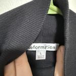 Reformation  Davy Cropped Ribbed Turtleneck Tee in Black Size Large Photo 2