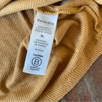 Athleta  Gold Ribbed Sleeveless Top Extra Large Photo 1