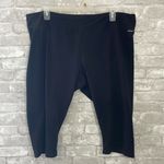 Jockey Cropped Leggings Black Size 3X Photo 0