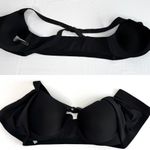 Victoria's Secret Victoria’s Secret VSX Knockout Front-Close Sports Bra 38D Nearly New Photo 14