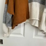 Lily full color lock oversized puff sleeves sweater Size Medium Photo 3