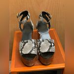 Tory Burch  Snakeskin Platform Sandals.    Size-7.5M Photo 1