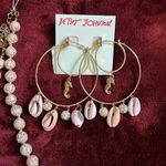 Betsey Johnson Super Rare Hard to find  Earrings Seashell Photo 2