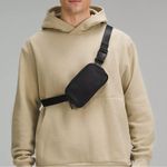 Lululemon Everywhere 1L Belt Bag Photo 1