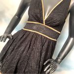 Sexy lacy little black dress Photo 1