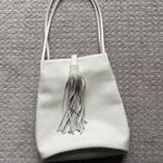 Street Level White Shoulder Bag Photo 0