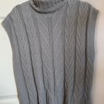 Boutique Gray Short Sleeve Sweater Photo 0