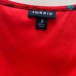 Torrid  Red Floral Flutter Sleeve Lace Up Neck Dress Size 3X Plus EUC Photo 3