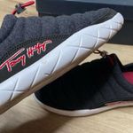 Tommy Hilfiger Women's Black/White Quilted Insulated Kampz Slipper Shoes sz 8 Photo 8