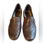 Earth Origins By Earth Rochester Leather Uppers Women's 7.5M Slip-On Low Heels Photo 3