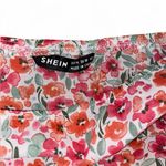 SheIn Floral milkmaid style crop top with puffy sleeves Photo 3