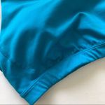 Victoria's Secret VSX SPORT Victoria’s Secret Sky Blue Strappy Racer Back Sports Bra. Size Medium Photo 5